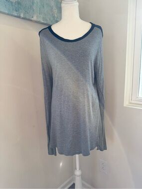 Vince Black Long Sleeve Scoop Neck Top Size L